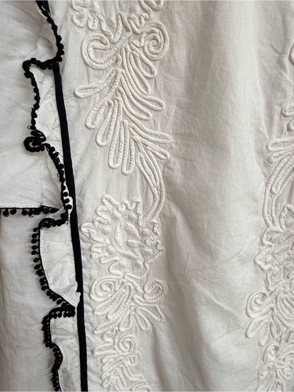 Anthropologie White Mini Dress with Black Trim - Picture 2 of 4